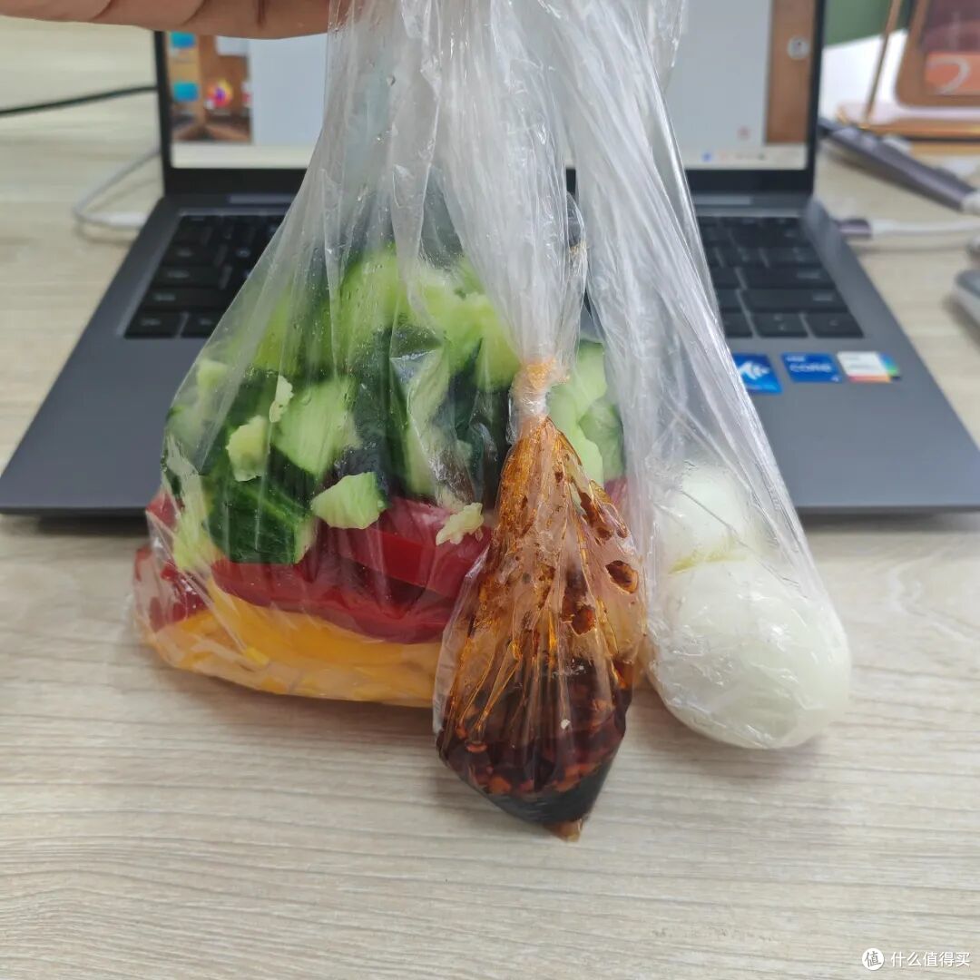 上班带饭,也有“邪修”操作?果然,还是打工人的脑洞比较大