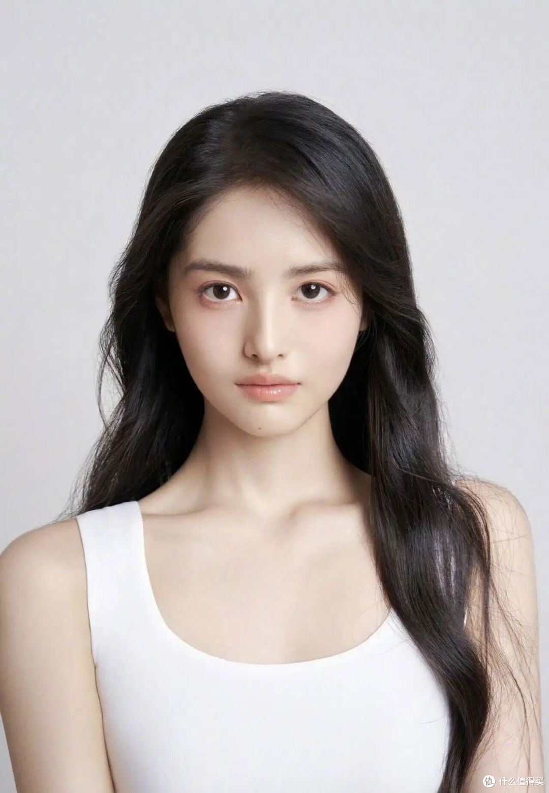 两万人海选,周星驰挑了一张白纸:林允之后19岁的她成“星女郎”