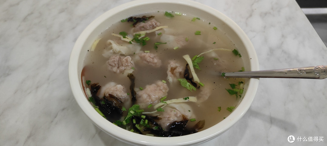 不是真的“野馄饨”，隐藏青岛西镇的馄饨店，味道真的好？