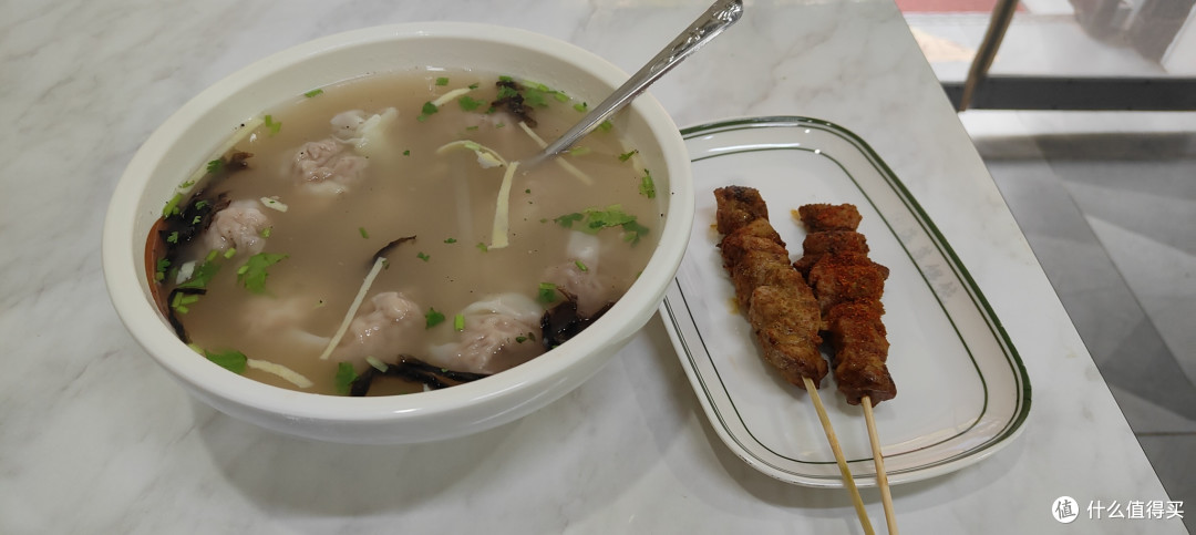 不是真的“野馄饨”，隐藏青岛西镇的馄饨店，味道真的好？
