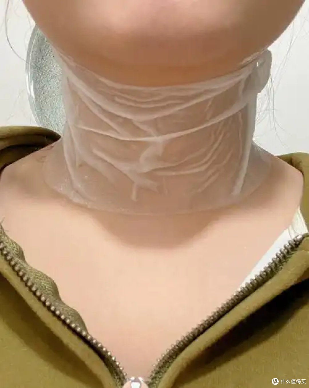 颈纹护理到底值不值?从颈霜颈膜到医美的全链路评测