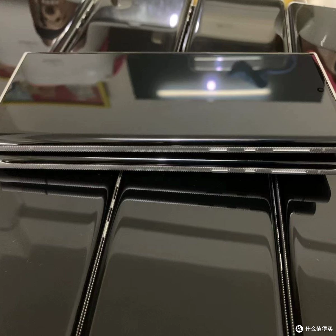 徕卡首款手机850元起,是收藏品还是火龙机