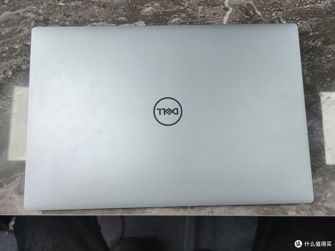 戴尔12 代 i7 XPS 13卖1900元,认不出硬盘,这价敢接吗