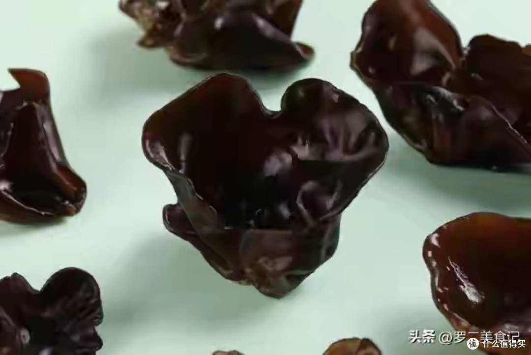 木耳胶质吸附肠道杂质