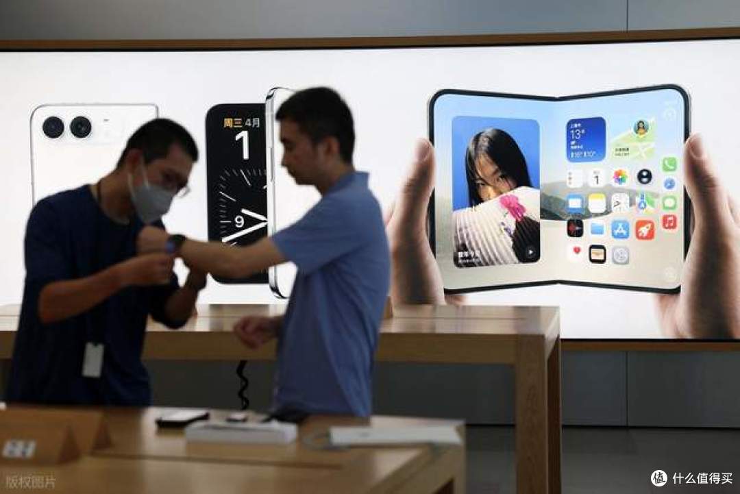果粉彻底沸腾！苹果开放iPhone Duo应用提交，折叠 iPhone要来了