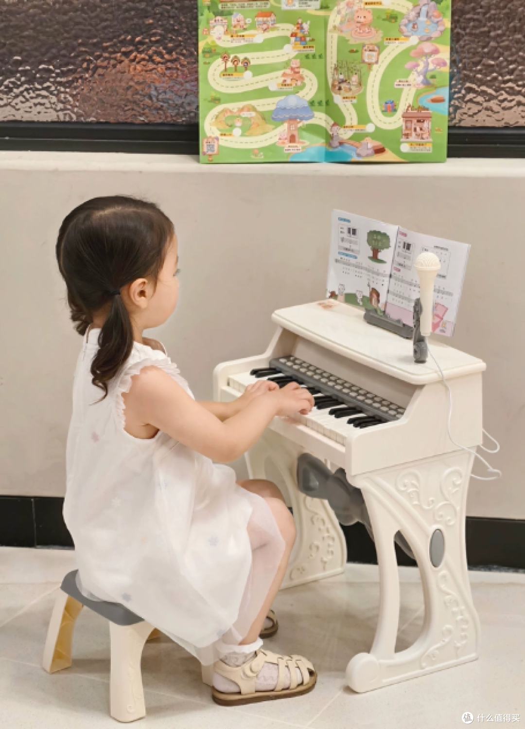 宝宝音乐启蒙别乱买!俏娃宝贝儿童钢琴实测:分龄教学才是真优势