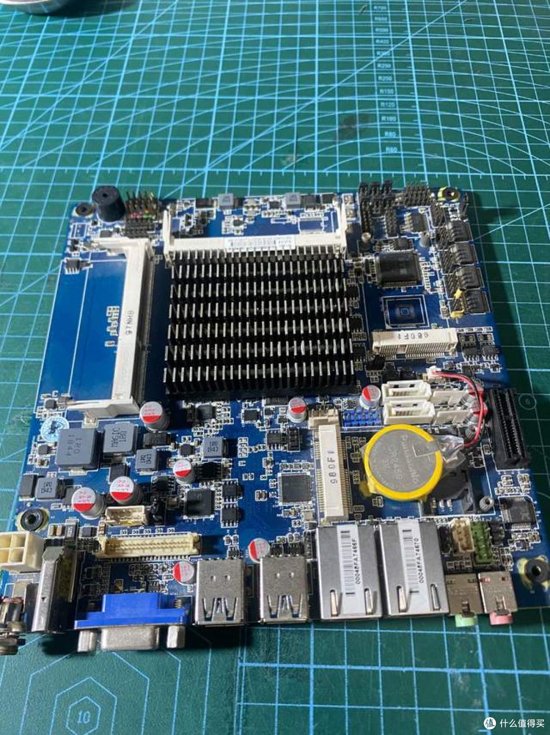 二手鱼塘惊现J1900双千兆巴托塞拉神器!3D打印外壳加持仅179元