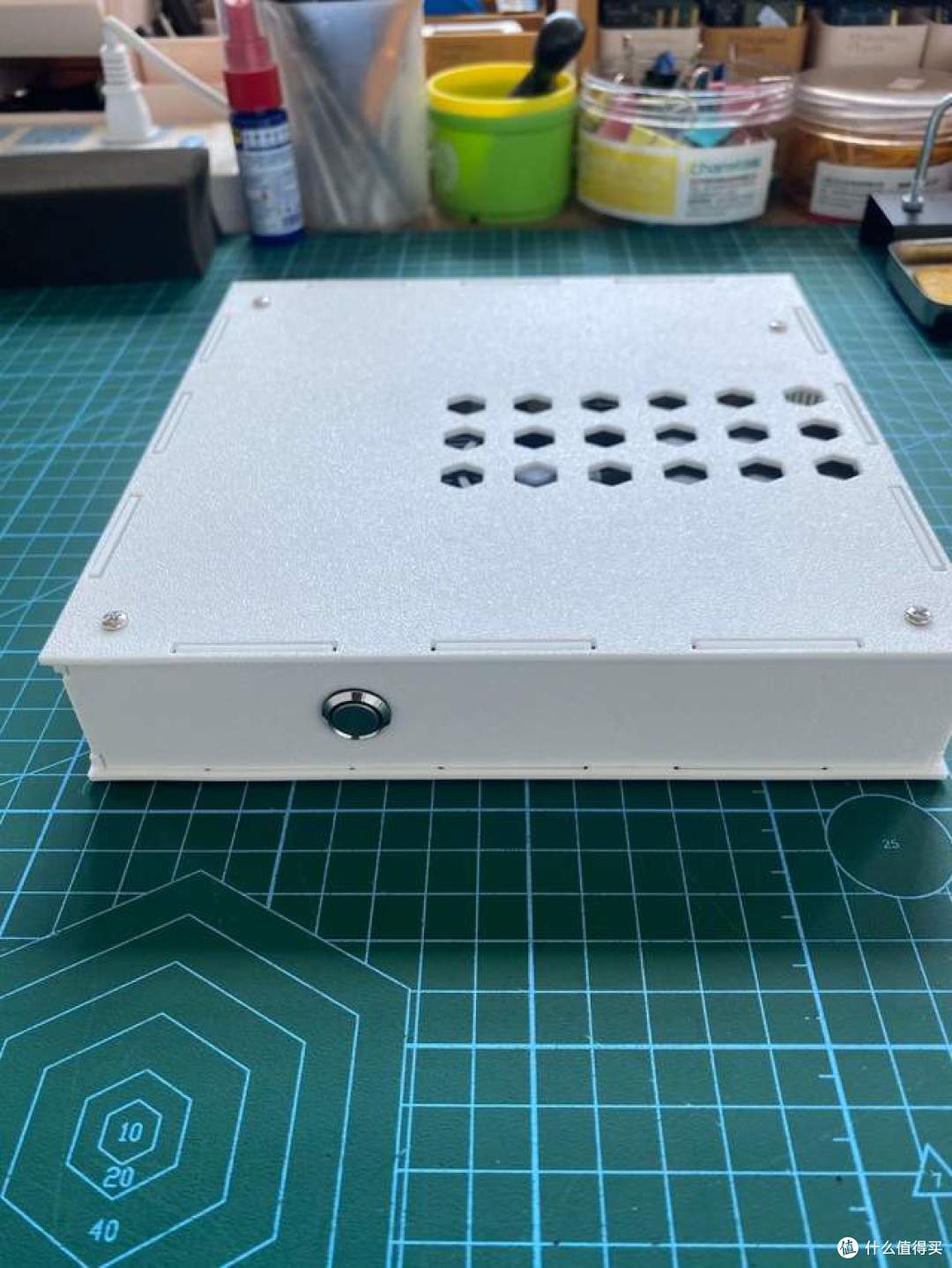 二手鱼塘惊现J1900双千兆巴托塞拉神器!3D打印外壳加持仅179元