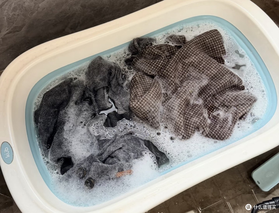 衣服洗一次废一次?12种面料洗护指南,别再瞎扔洗衣机了