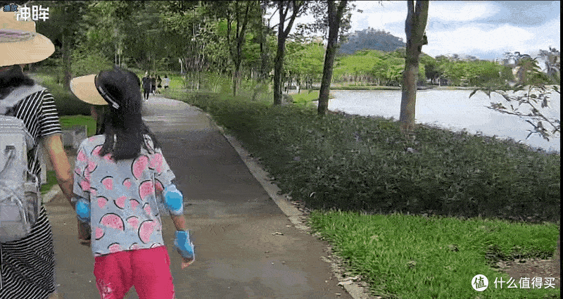 移速400GB TF卡使用体验：闪迪颗粒加持，一卡搞定游戏与拍摄场景