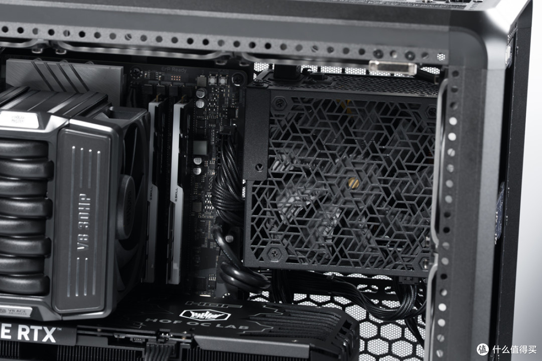 酷冷至尊MF400_技嘉B760M AORUS ELITE D4_影驰RTX 5070Ti HOF OC