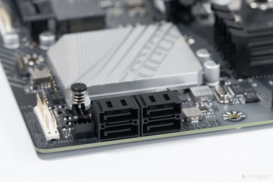 酷冷至尊MF400_技嘉B760M AORUS ELITE D4_影驰RTX 5070Ti HOF OC