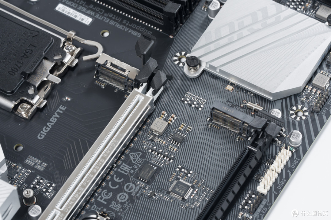 酷冷至尊MF400_技嘉B760M AORUS ELITE D4_影驰RTX 5070Ti HOF OC