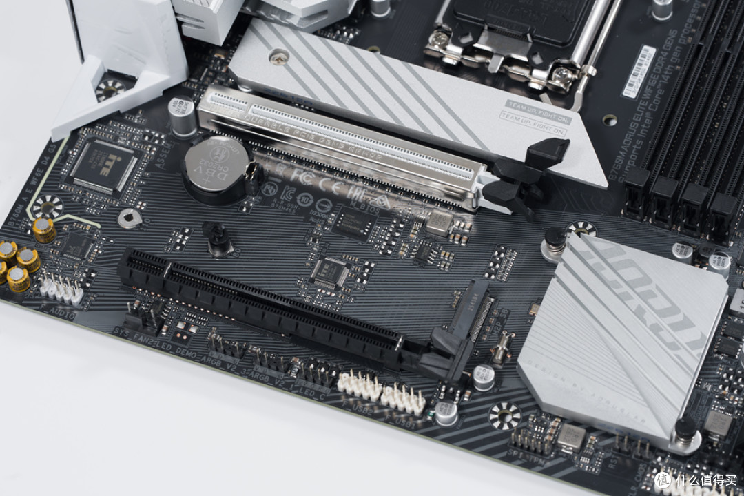 酷冷至尊MF400_技嘉B760M AORUS ELITE D4_影驰RTX 5070Ti HOF OC