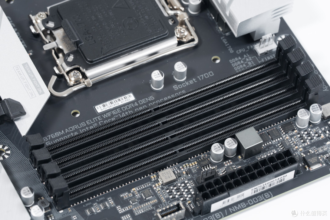酷冷至尊MF400_技嘉B760M AORUS ELITE D4_影驰RTX 5070Ti HOF OC
