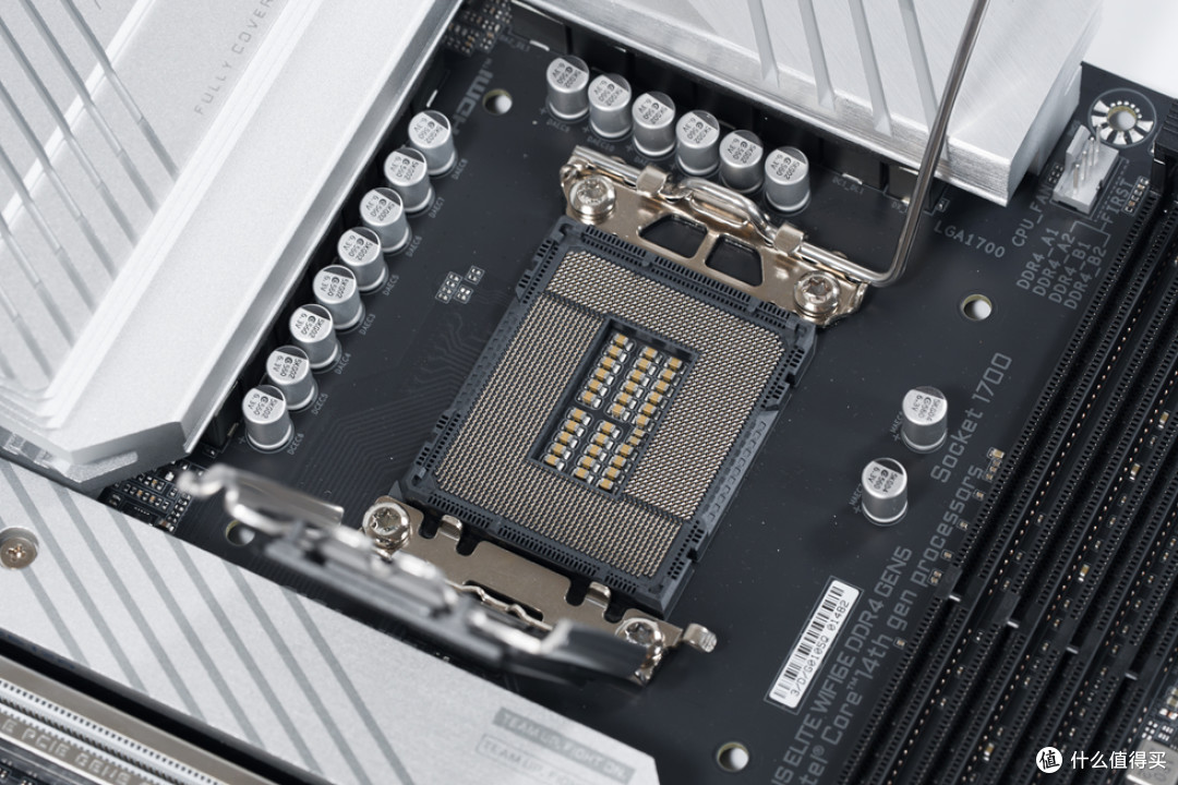 酷冷至尊MF400_技嘉B760M AORUS ELITE D4_影驰RTX 5070Ti HOF OC