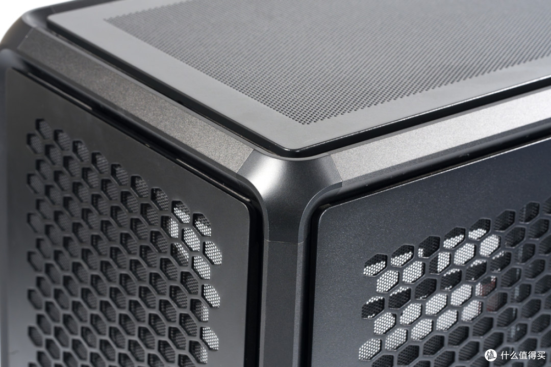 酷冷至尊MF400_技嘉B760M AORUS ELITE D4_影驰RTX 5070Ti HOF OC