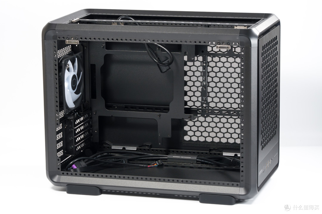 酷冷至尊MF400_技嘉B760M AORUS ELITE D4_影驰RTX 5070Ti HOF OC