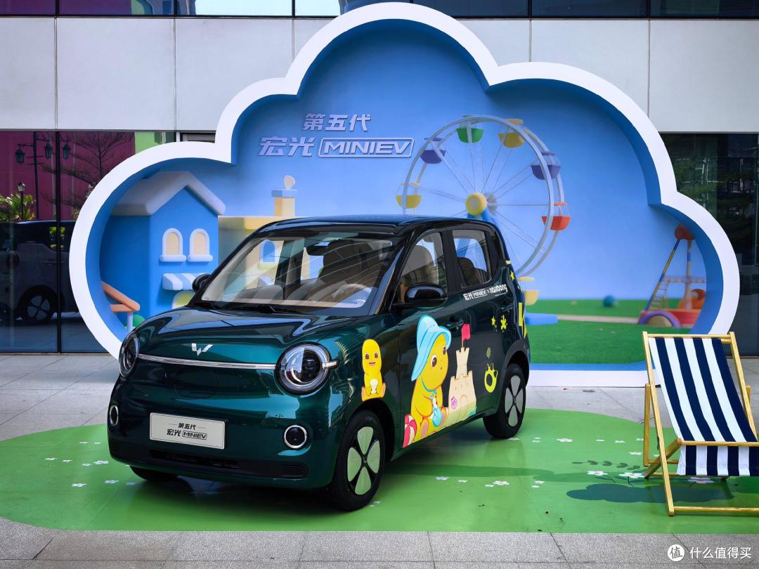 五菱宏光MINIEV咋卖不动了?3万的小破车,年轻人为啥突然不买了