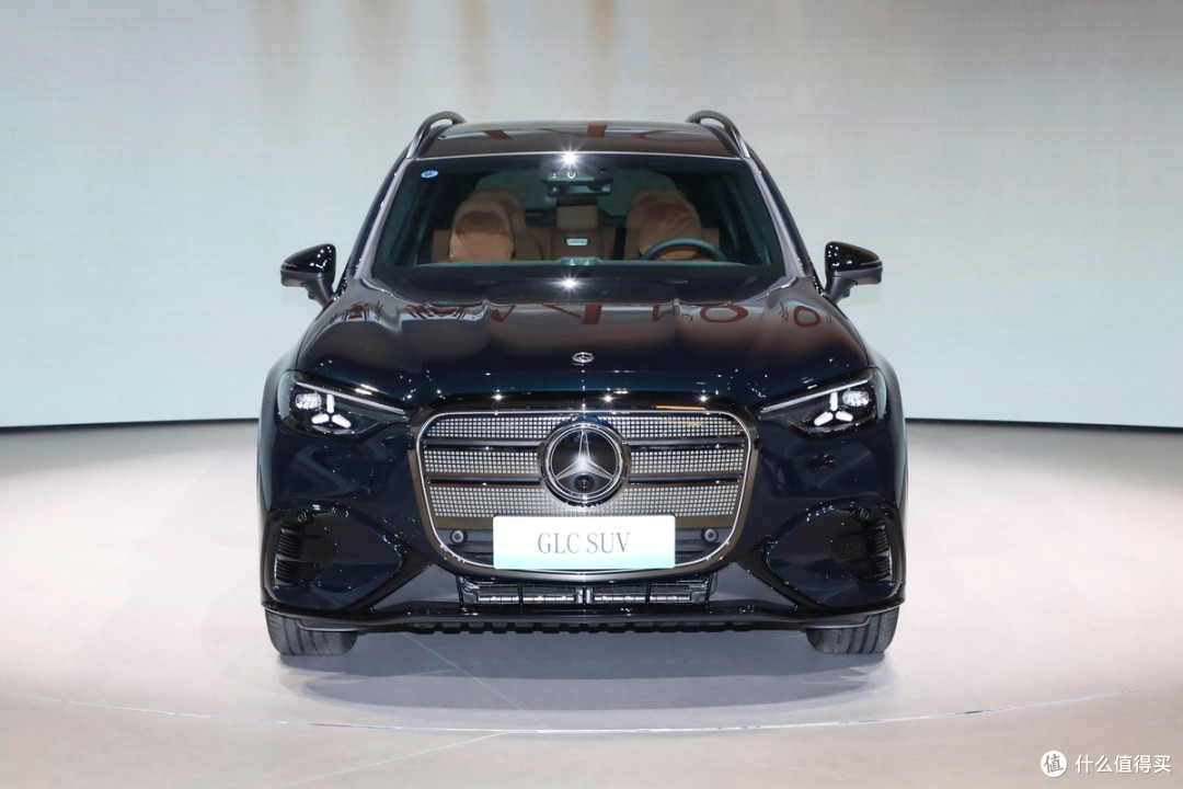 30万买德系豪华纯电SUV,奥迪E7X、奔驰GLC EV与宝马iX3咋选?