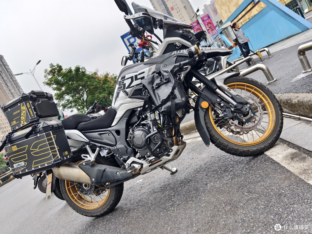 没有张雪500RR,我骑凯越525X照样仗剑走天涯,真的比500RR差吗?凯越车主有话要说