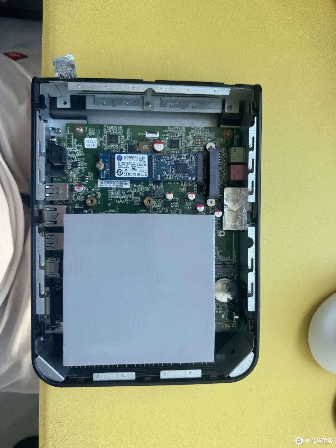 98块钱4+128G小主机,买硬盘送小主机?双盘位家用存储NAS神器