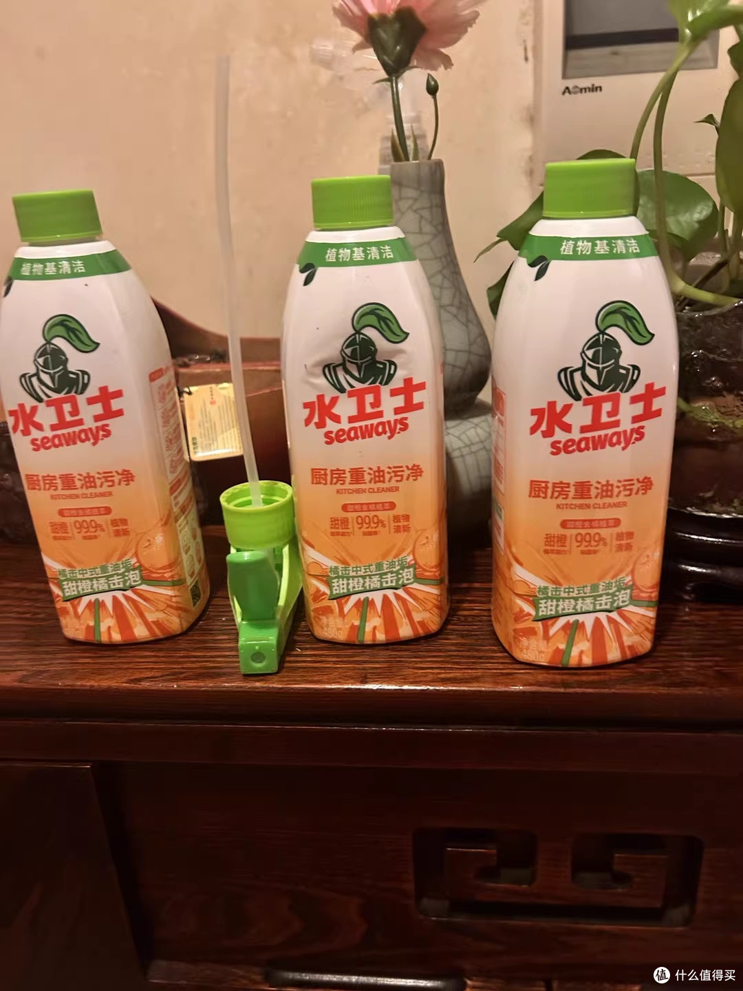 国庆大扫除救场,水卫士重油污净让厨房返新