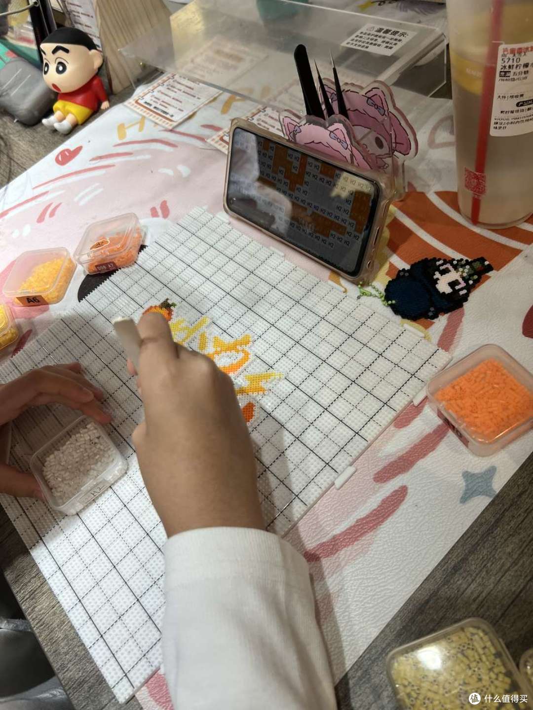 孩子拼豆到底练专注力还是伤身,医生叮嘱别漏这2步