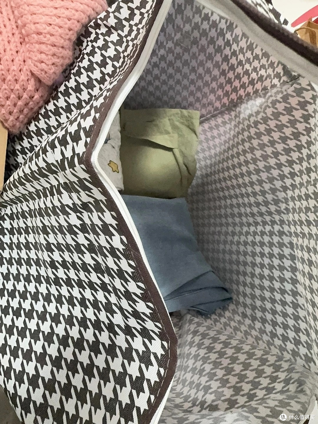 衣服收纳袋断舍离实战指南:衣柜杂物分类与收纳技巧分享
