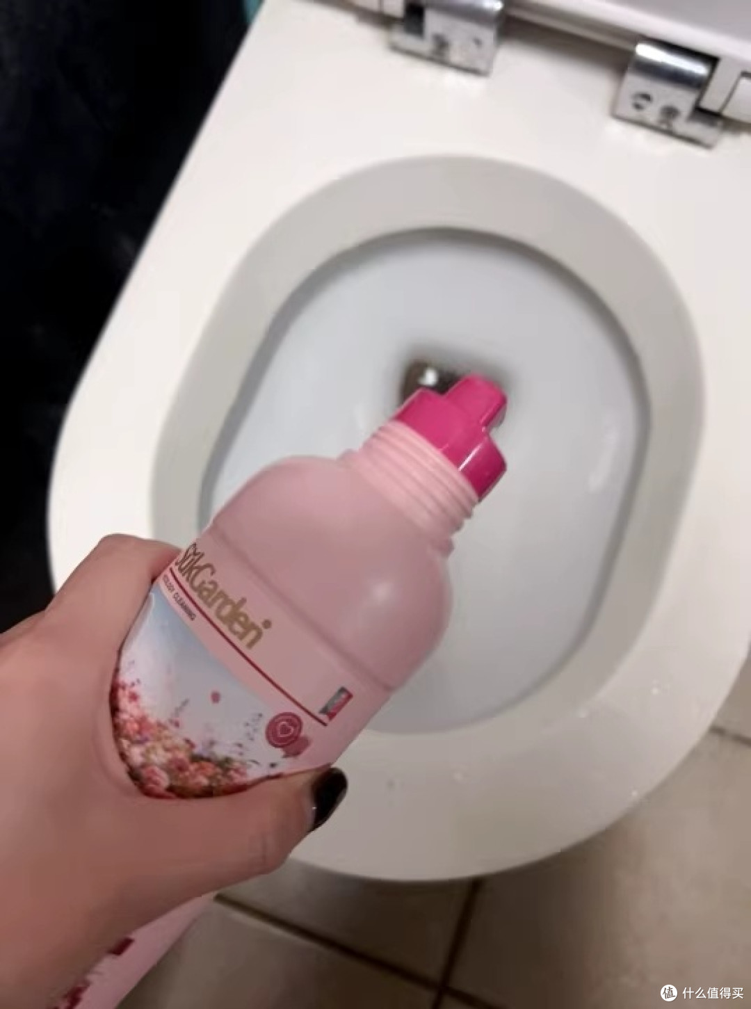 假期大扫除用滴露亮白除菌,白衣浴室都回新