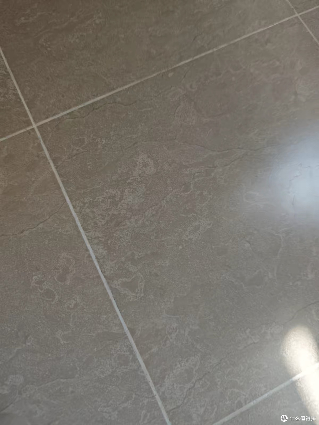 假期归来浴室焕新:滴露泡沫除菌让大扫除变轻松