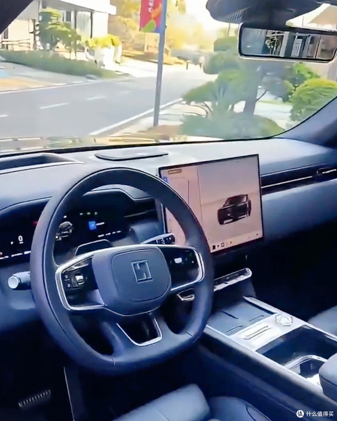 🚗 极氪9X,1400匹马力,到底值不值46万?