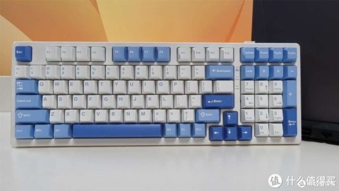 联想GK10 98W 三模版桌面实拍
