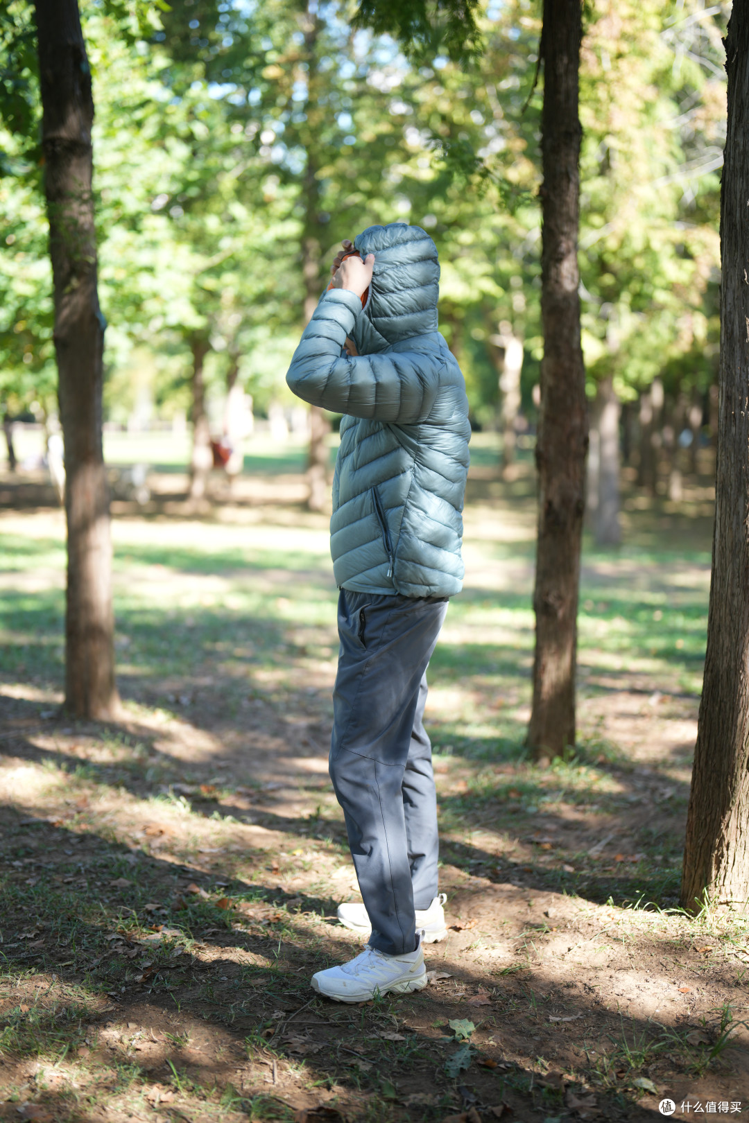 天石鹅铠甲GD915排骨羽绒服：秋冬本命轻羽！带来轻暖可靠松弛感