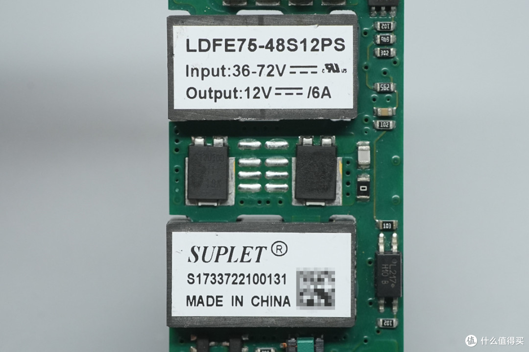 雷能72W 1/8砖隔离DC-DC电源模块方案解析