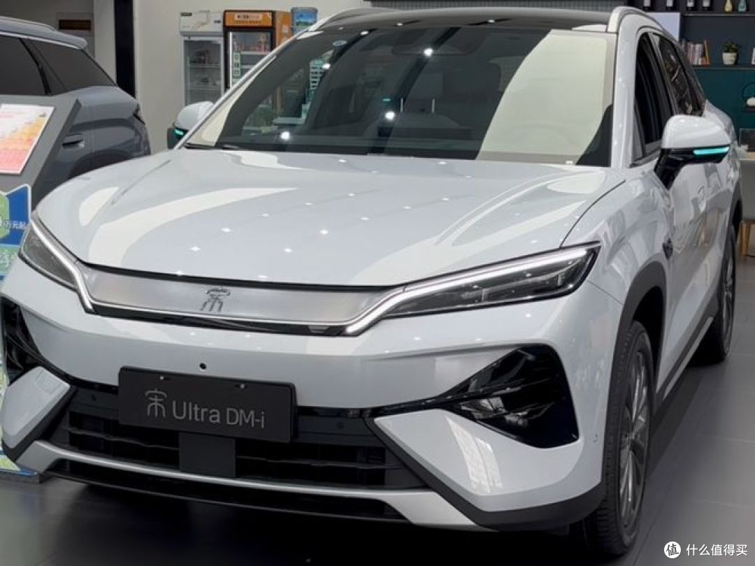 12.99 万起比亚迪宋 Ultra,家用中型 SUV 全能之选