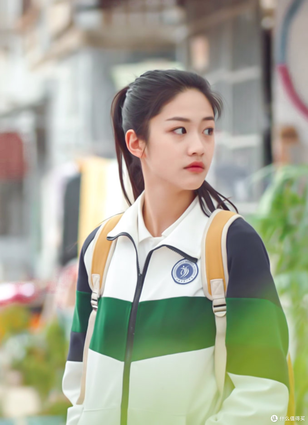 当不了爆火女主,凭配角次次出圈,《余红旧事》她撞脸汤唯太惊艳