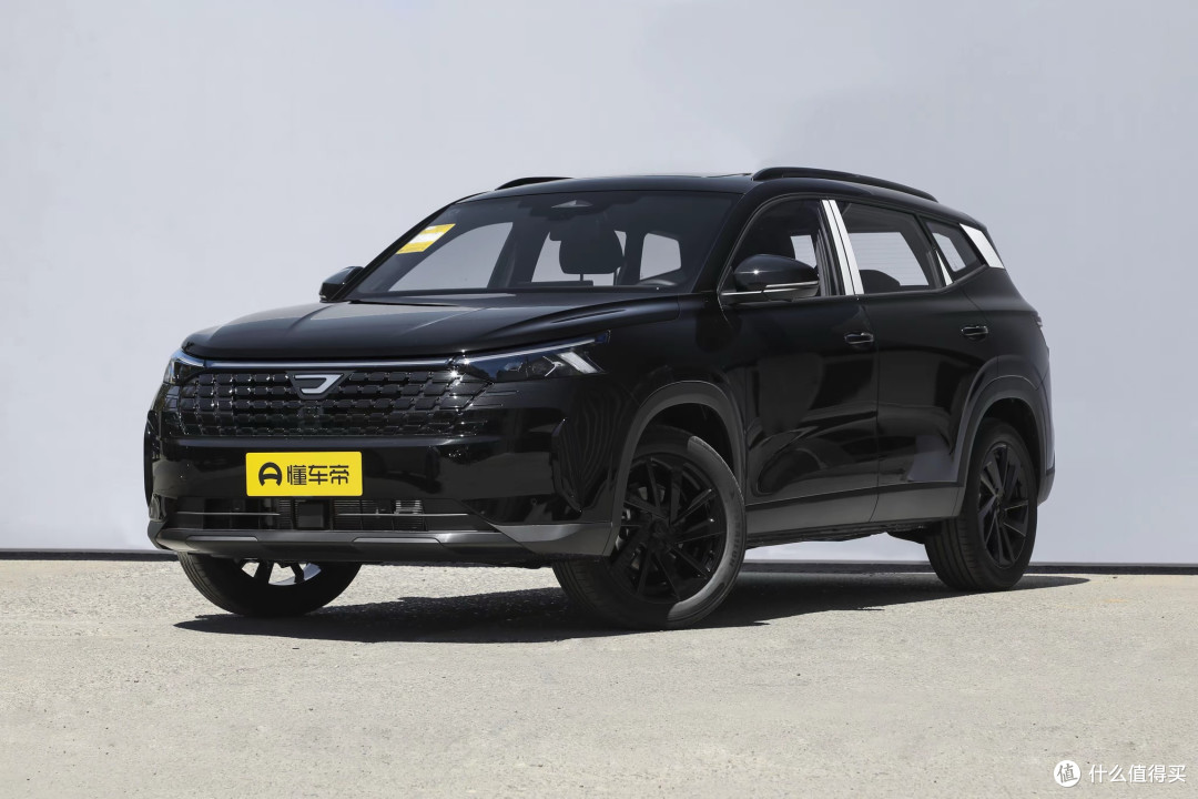 11.29 万黑武士版捷达 VS8 ：合资中型 SUV，家用配置一步到位