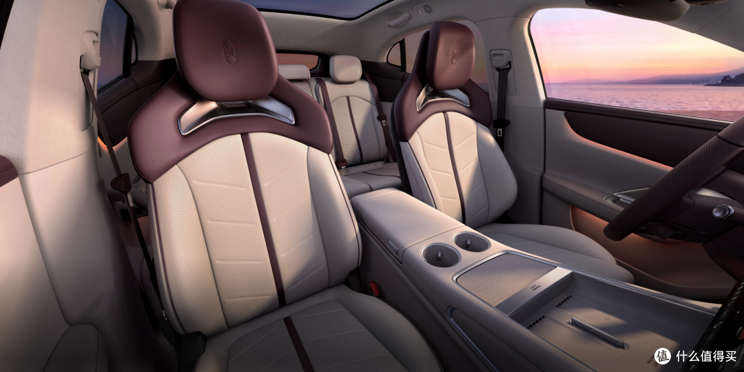 25.98 万起的纯电轿跑 SUV,智界 RX 怎么选?L3 架构值不值得赌