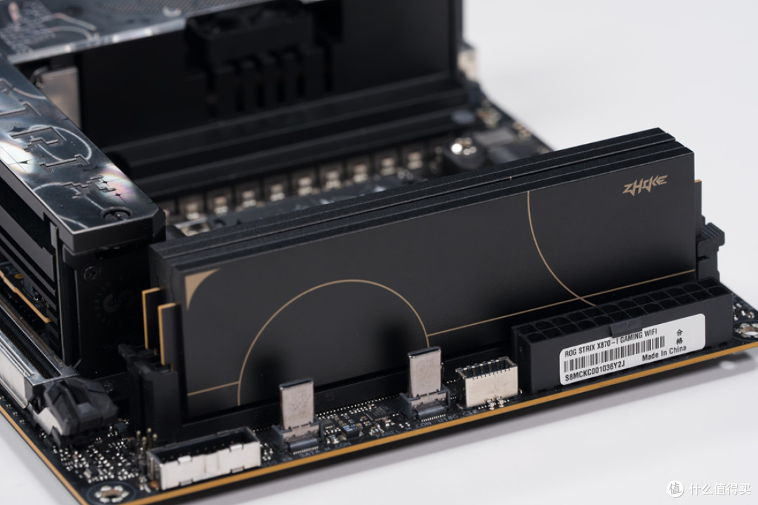 COOJ SF5_ROG STRIX X870I_耕升 RTX 5070Ti 踏雪