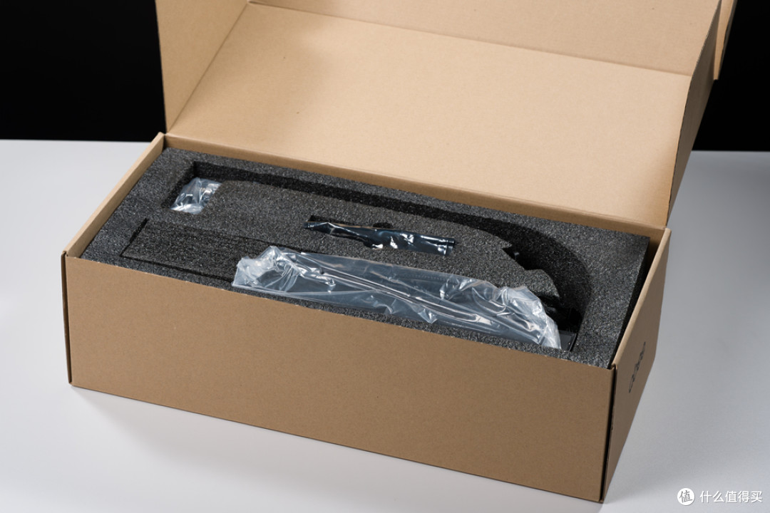 COOJ SF5_ROG STRIX X870I_耕升 RTX 5070Ti 踏雪