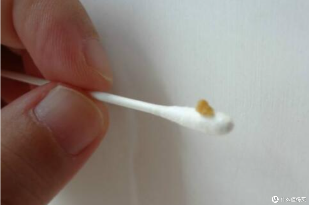 油耳朵和腋臭的真相:别让自卑成为你成功路上的绊脚石