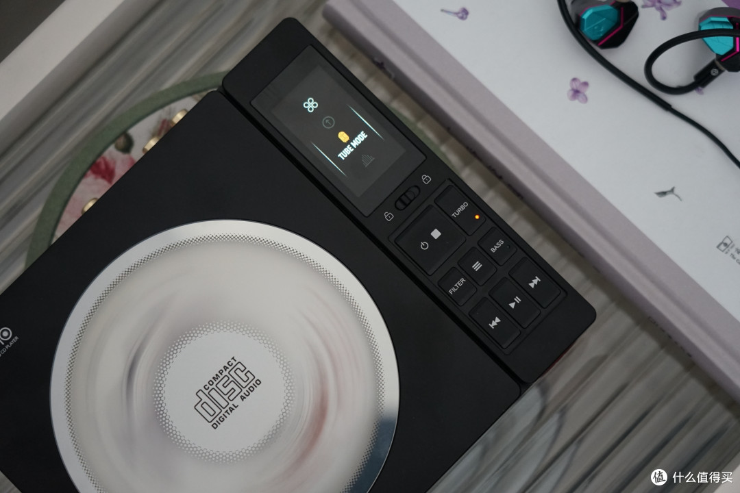 胆石双修，一机多能：乂度CDM-10便携式CD机深度分享