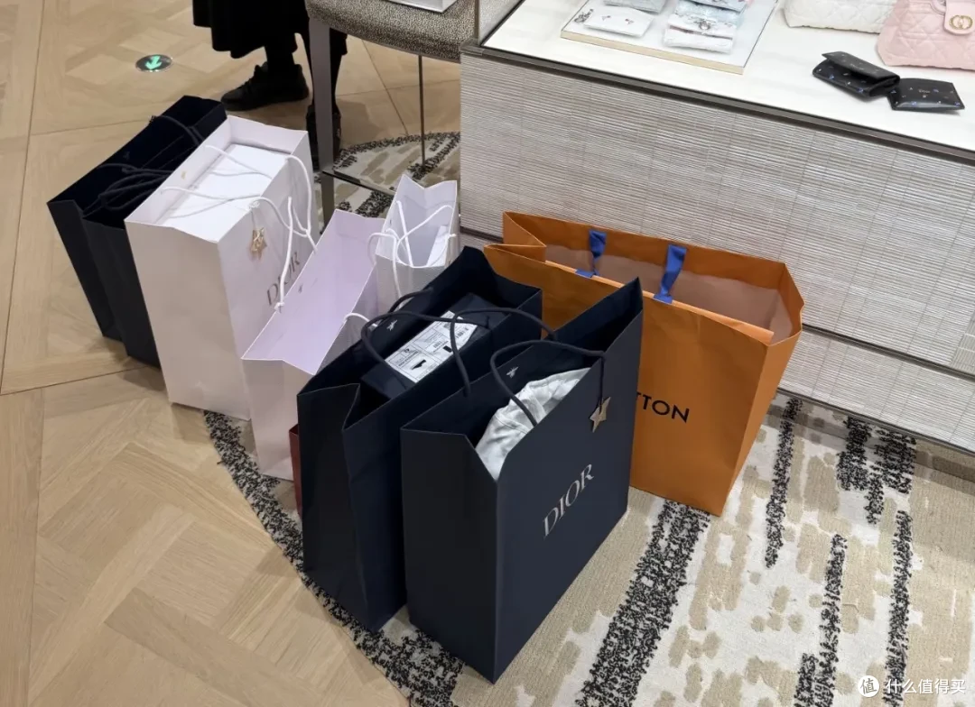 尽量别碰的「隐形消费」,网友们太清醒了!