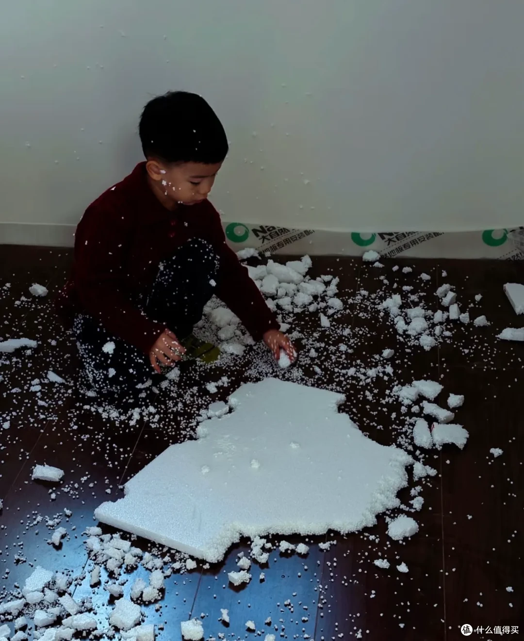 有时候真想问:这种泡沫包材能不能滚出银河系?
