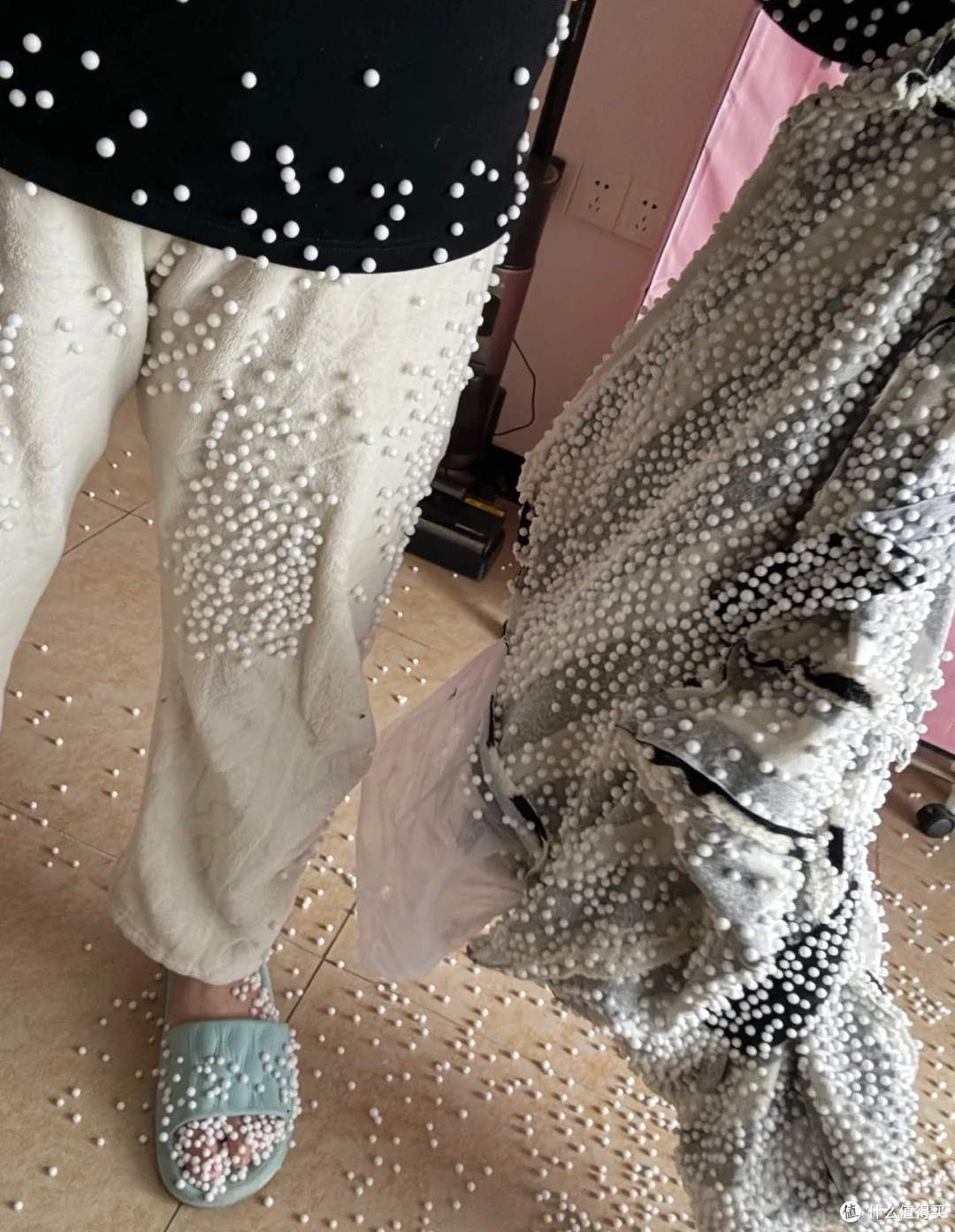 有时候真想问:这种泡沫包材能不能滚出银河系?