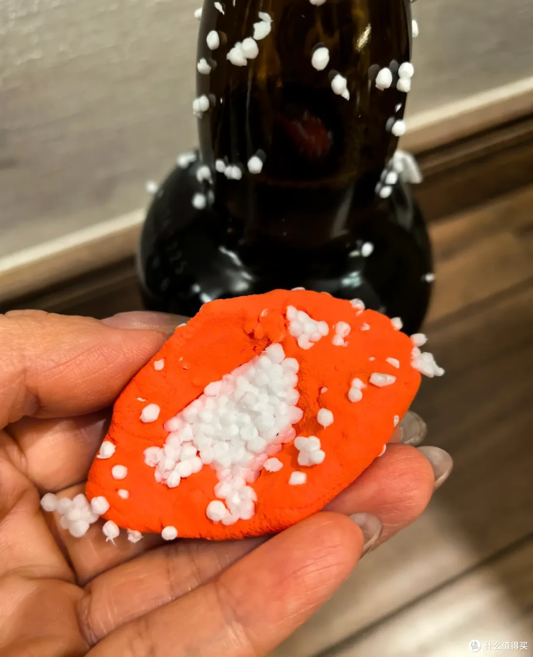有时候真想问:这种泡沫包材能不能滚出银河系?