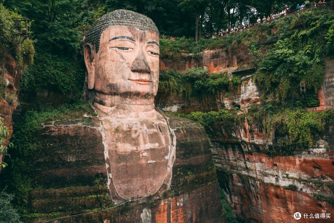 挖了90年的乐山大佛,靠暗沟撑过1300年风雨