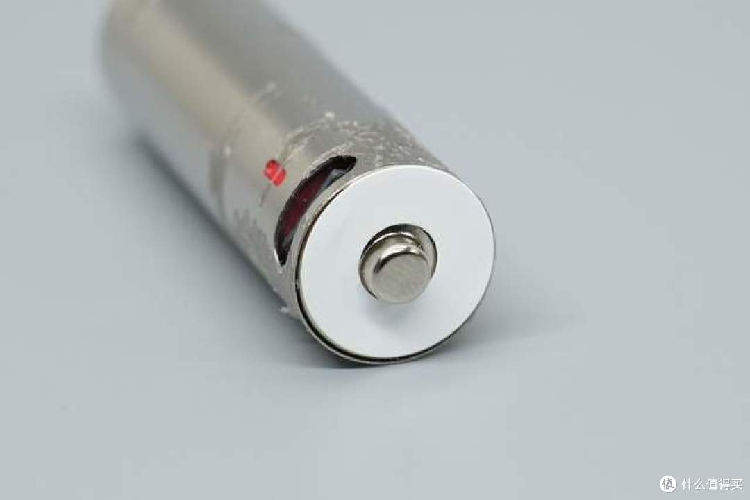 不用专用充电器的5号/7号电池!拆开看内部用料如何