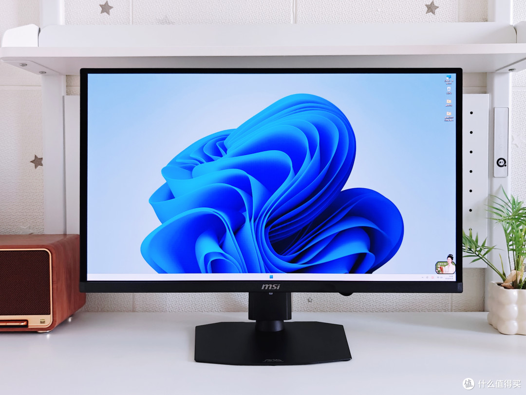 第四代QD-OLED带来专业显示新体验,微星MAG OLED 271QPX32 流光